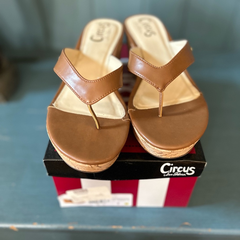 Circus by Sam Edelman Tan Sandals | Women’s 8M